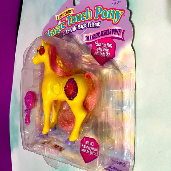 MAGIC TOUCH PONY VINTAGE 90s MAGIC JEWELS PONY SAPPHIRE JEWELS LIGHT UP & BLINK - Picture 6 of 16